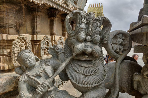 Belur and Halebid: Private guided tour from Bangalore