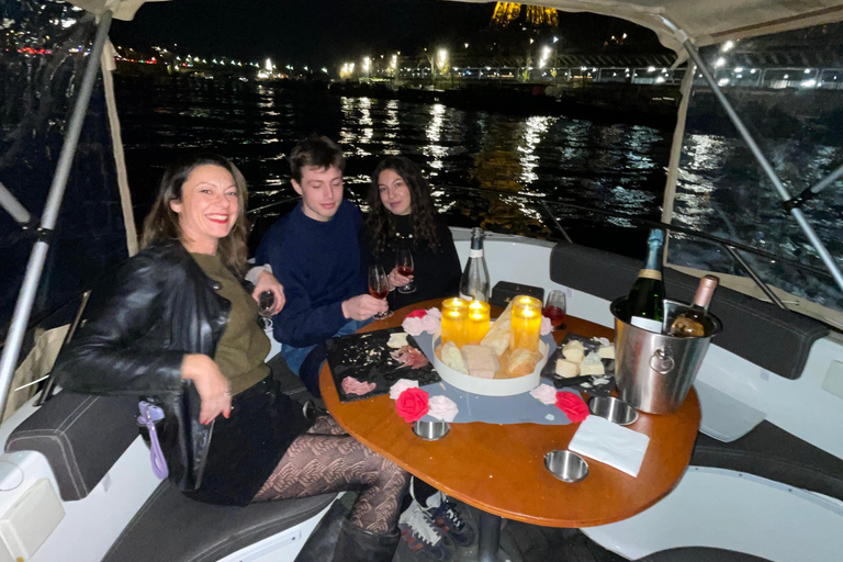 Unique Cruise on the Canal Saint-Martin and the Seine