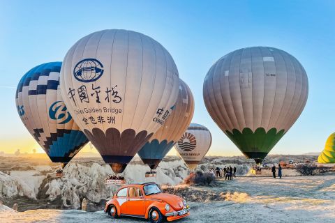 Kappadokien: Göreme-Heißluftballonfahrt bei Sonnenaufgang