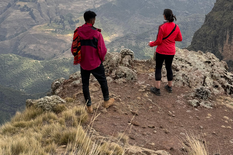 Simien Mountains: 4 Tage Trekking zum Simien Mountains ParkSimien Mountains: 4 Tage Trekking im Simien Mountains Nationalpark