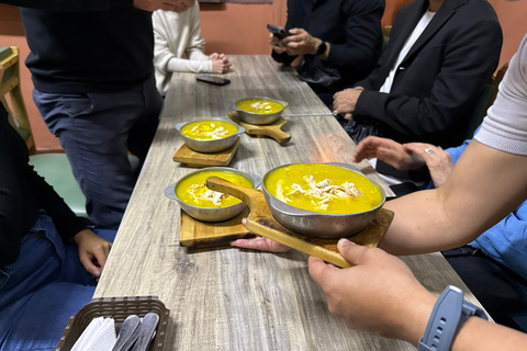Bogotá: La Candelaria Food Tour with 7 Tastings & Ajiaco