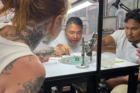 Bogota: Authentic Emerald Carving Workshop with an Artisan
