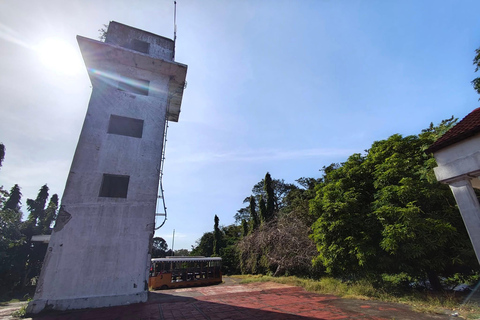 From Manila: Corregidor Island Guided Tour with Lunch