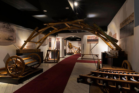 Leonardo da Vinci Museum: Interactive Experience Leonardo da Vinci Museum Small Group French Guided Tour