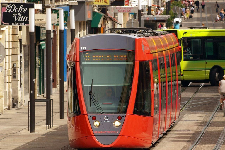 Reims: Private Guided Walking Tour