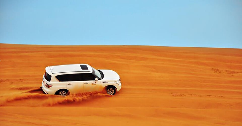 Safari por el desierto en coche 4x4 privado