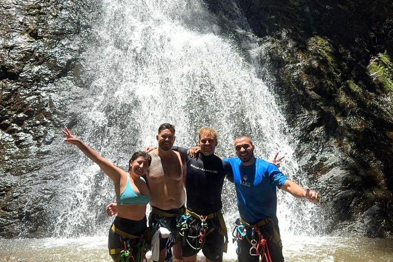 Cali: Canyoning Adventure with 6 Descents & Lunch