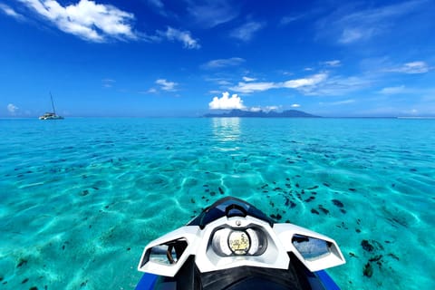 Tahiti : visite guidée en jet-ski du lagon et de l'océan