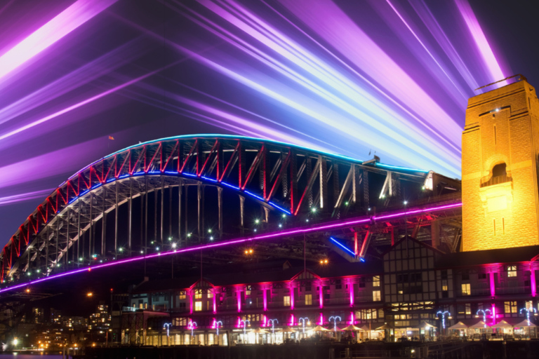 Sydney: Vivid Festival Cruise 90 - minutes