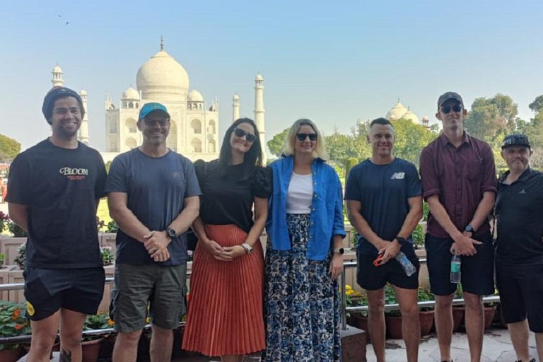 أغرا: جولة إرشادية لزيارة تاج محل والضريح مع خدمة تخطي الطابورجولة تاج محل الشاملة مع مرشد من أغرا