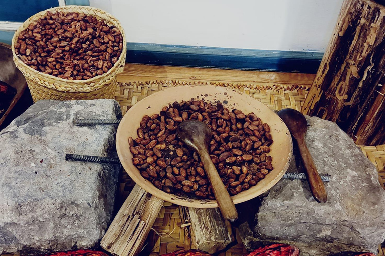 Cuenca: Chocolate tour with a hands-on class Cuenca: Chocolate Tour + Hands-On Workshop