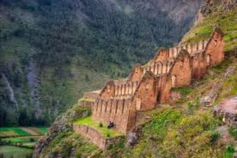 Private Adventure to Pisac, Ollantaytambo and Chinchero