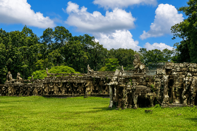 Siem Reap: Angkor Wat Day Trip with Japanese Live Guide Angkor Temples Small Group Tour – 1 Day (6 people max)