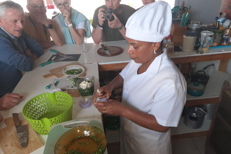 Mindelo: Vegetarian and Vegan Cooking Class with Catia