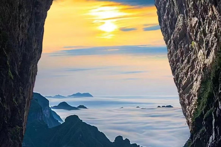 Zhangjiajie: National Forest Park Small Group Tour