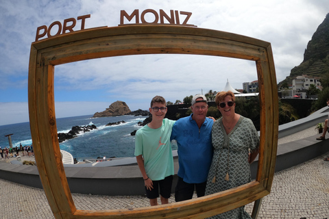 Visite privée des piscines naturelles et des cascades de Porto Moniz