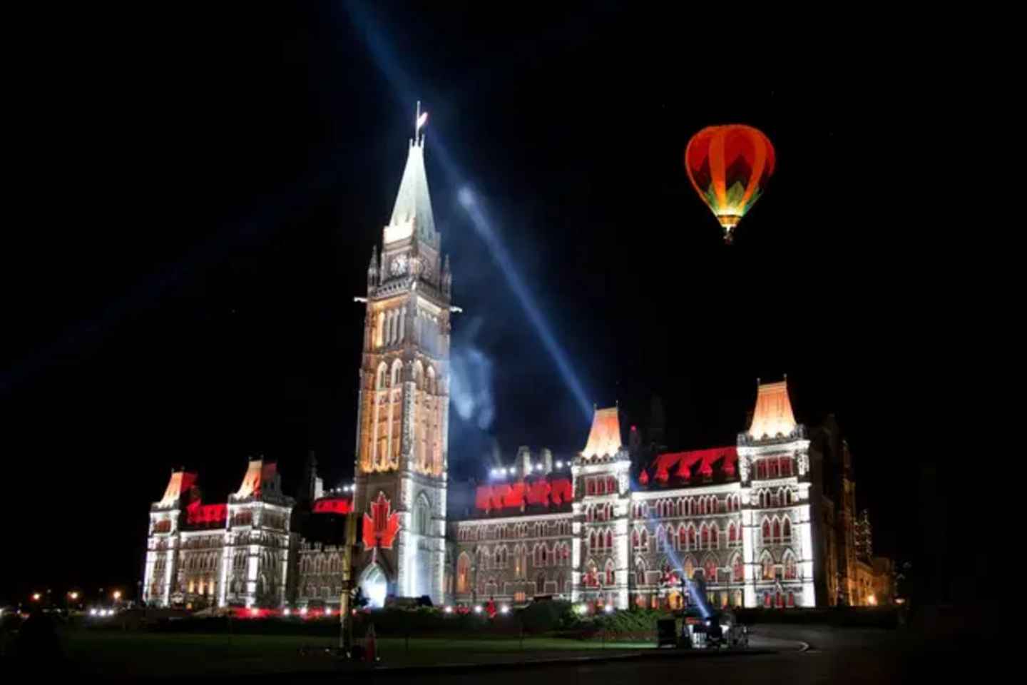 hour ottawa night tour on a cruise