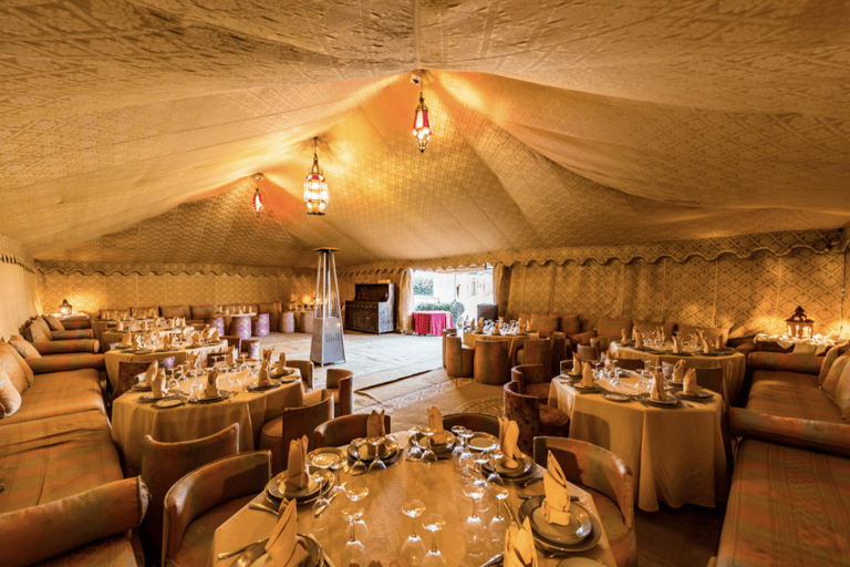 Agadir : Dîner-Spectacle Fantasia du Nouvel An à Chems AyourDîner de la Saint-Sylvestre Fantasia – Menu authentique + transfert à Taghazout