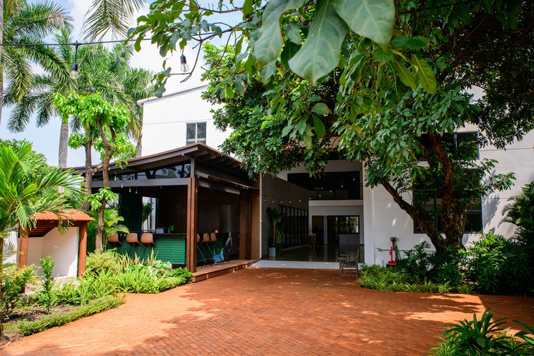 Make-Your-Own Gin Experience & Saigon Baigur Distillery Tour