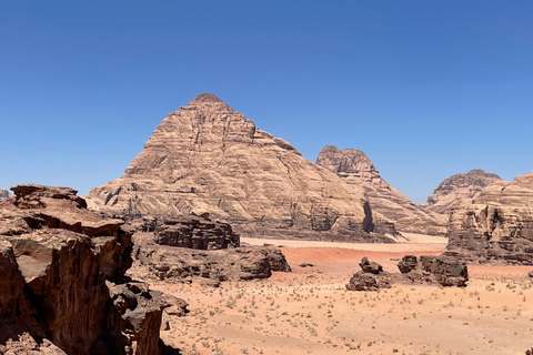 Wadi Rum: 2-Day Southern Desert Tour, Camel & Stargazing