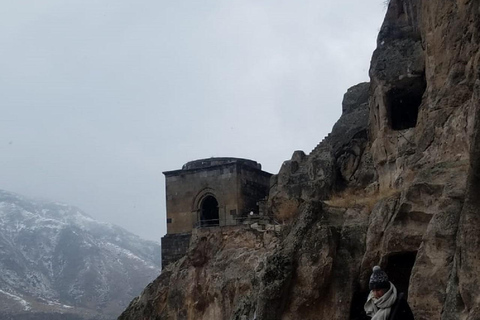 Tbilisi: Vardzia Caves, Rabati Castle and Borjomi Day Trip