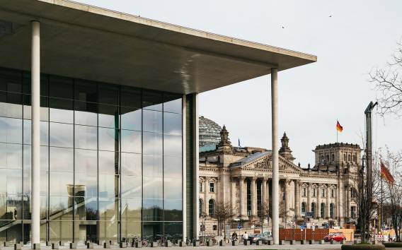 Berlin: Geführter Rundgang um den Reichstag