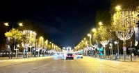 Paris, les lumières de Noël Tuk Tuk Tour - Hizvo