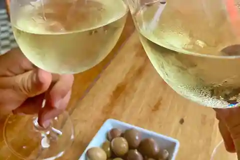 Excursão a pé ao vinho do Porto e ao vinho com cultura - max 8 pax