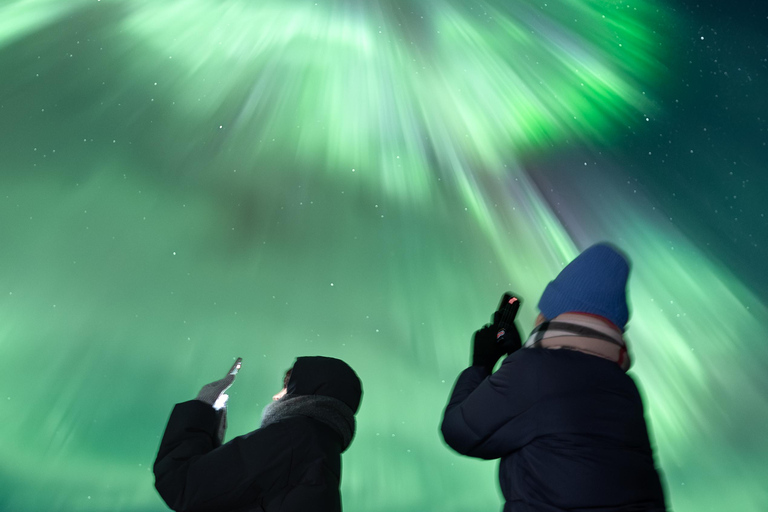 Rovaniemi: 5-star Northern Lights Tour + Pro Photos & Videos Aurora Hunting Photo Tour - another best seller ♥︎♥︎♥︎♥︎♥︎