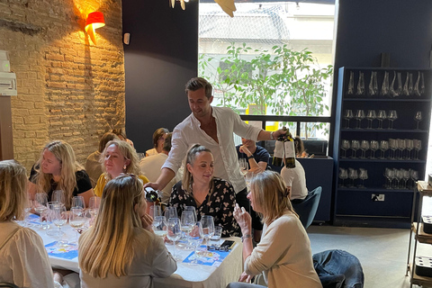 Wine Tasting with Professional Sommelier in centre Valencia