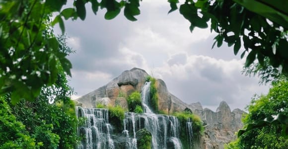 Chiang Mai: Small Group Sticky Falls & Dantewada Adventure.