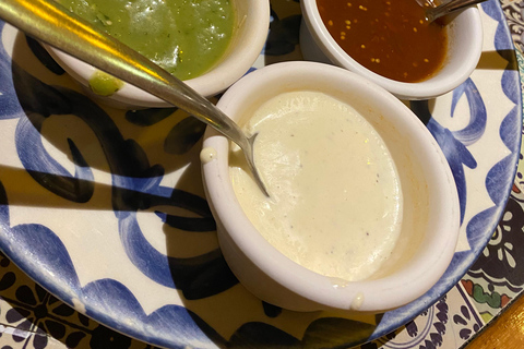 Cancun: Old Town Food Tour with 6 Tastings & A Secret Dish