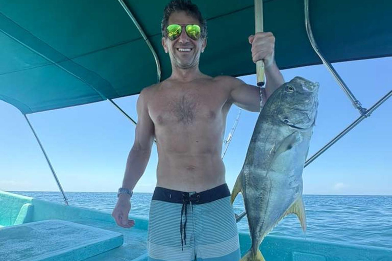 Pedasí: Full-Day Fishing Trip with Boat and Captain