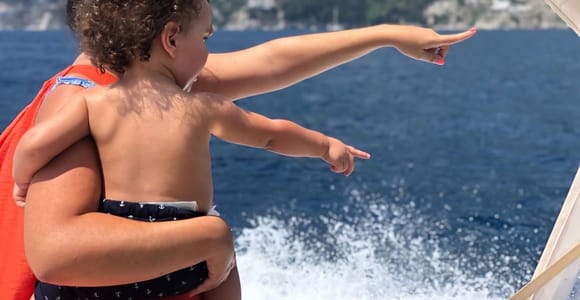 Sorrento: Ischia Private Family Boat Tour with Drinks