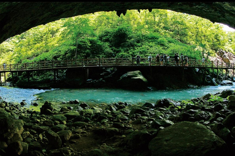Zhangjiajie Glass Bridge & Huanglong Cave Trip Beat the Heat