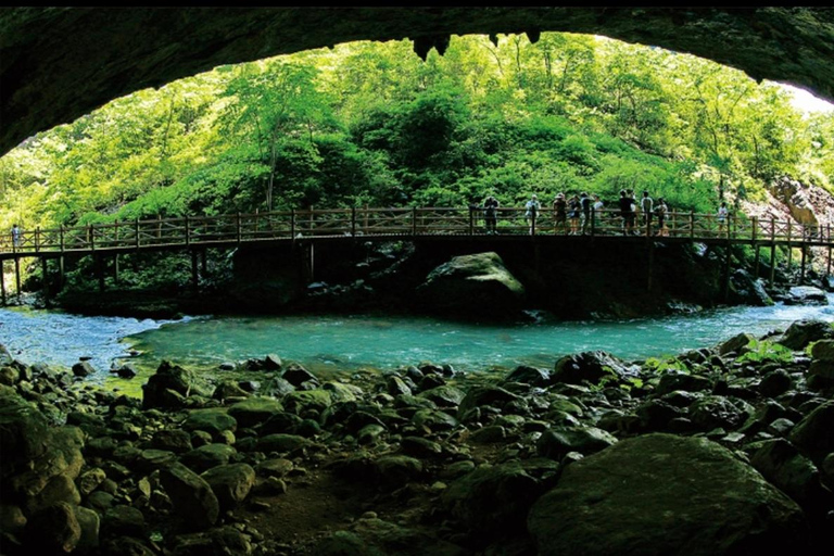Zhangjiajie Glass Bridge & Huanglong Cave Trip Beat the Heat