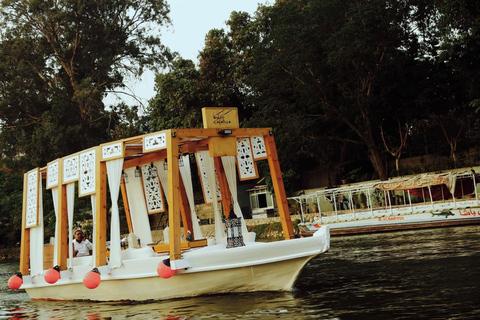 القاهرة: رحلة فلوكة خاصة مع العشاء والمشروبات