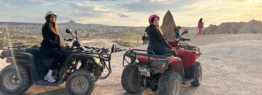 Cappadoce : excursion en quad avec coucher de soleil dans la Vallée de l'Amour