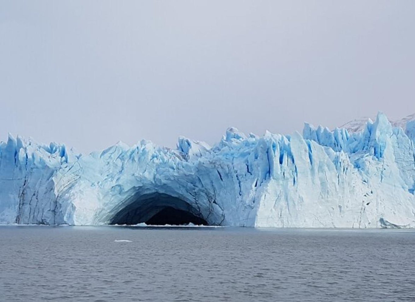 Guidet tur i nationalparken+Perito Moreno-gletsjeren+sejlads (valgfrit)