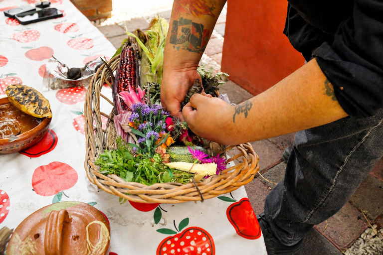 Mexico City: Market Tour and Mexican Cooking Class