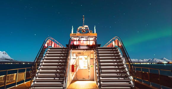 Svolvær: Northern Lights Cruise in Lofoten