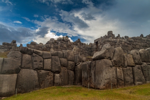 Odkryj Cusco – Tęczową Górę i Machu Picchu w 5 dni