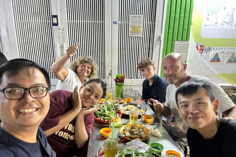 Visita guiada a pie por la gastronomía local de Da Nang