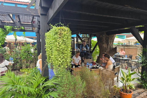Ayutthaya: Sabieng Riverside Restaurant - Traveller&#039;s Lunch