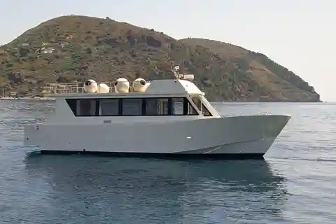 Salina: boat tour from Lipari with stops and snorkeling with a few people