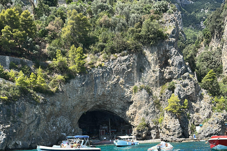 Private boat tour from Positano to Capri