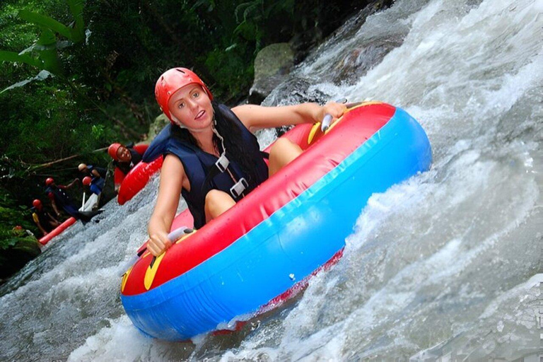 Ubud: Pakerisan Jungle River Tubing Abenteuer mit MittagessenTubing-Abenteuer mit Treffpunkt
