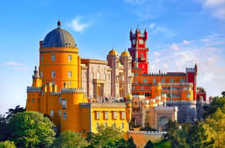 Lissabon: Weingut-Tour in Sintra mit Pena-Palast & Cascais