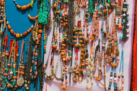 Delhi Personal Shopping Tour with Female Style Expert Full Day 8 Hours
