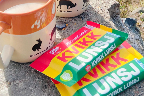 Oslo: Scenic Forest Walk with Coffee and Bonfire Waffles